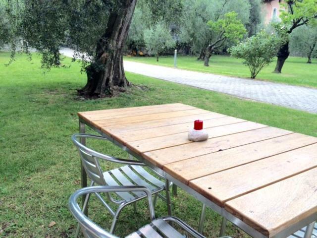 Apartments Suster Torbole Sul Garda Bagian luar foto