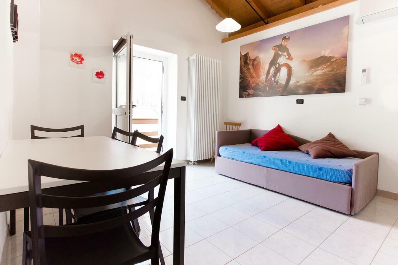 Apartments Suster Torbole Sul Garda Bagian luar foto
