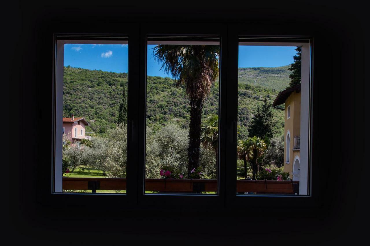 Apartments Suster Torbole Sul Garda Bagian luar foto