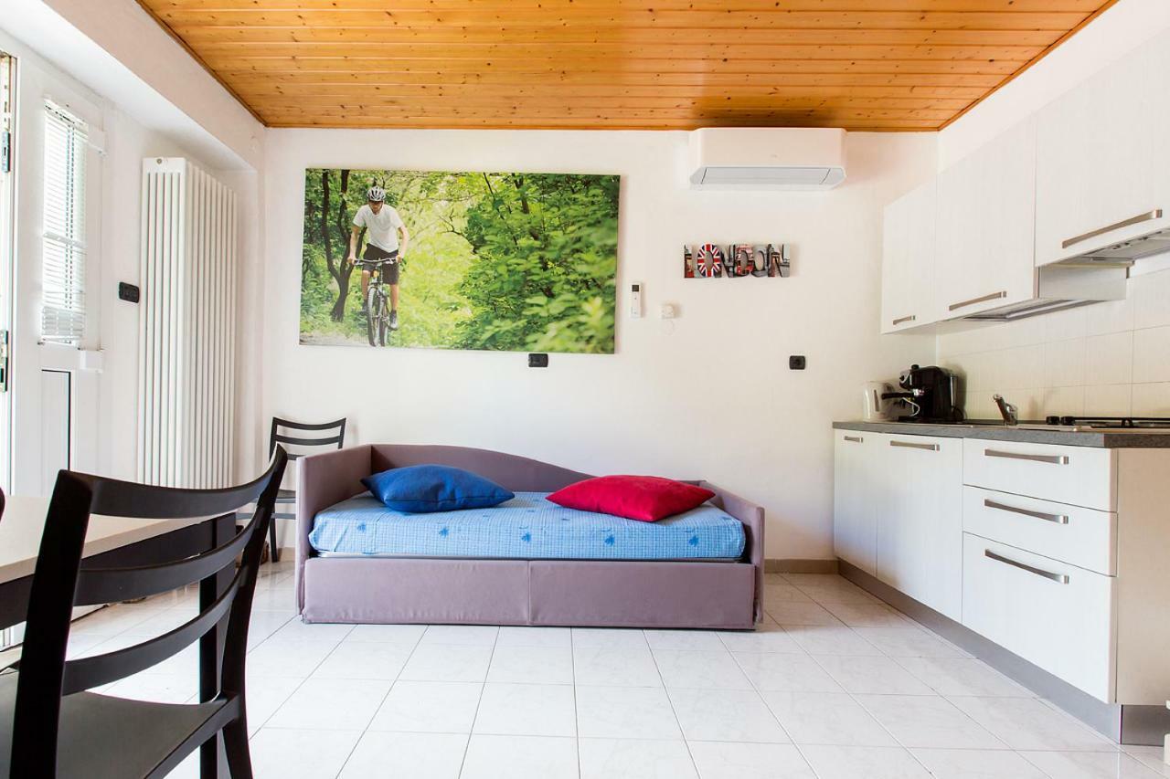 Apartments Suster Torbole Sul Garda Bagian luar foto